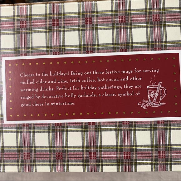 William Sonoma Holly Berry Glass Holiday Christmas Cozy Mugs Set Of 4 16 Oz NIB - Picture 8 of 8